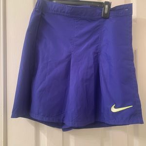NWT Women’s Nike Skort